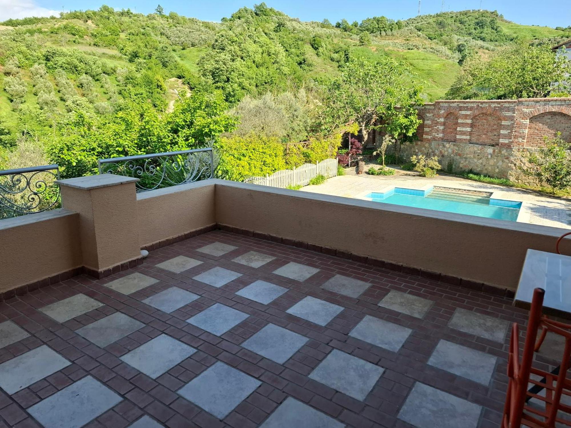 Villa Mugs Ljaknasi Extérieur photo